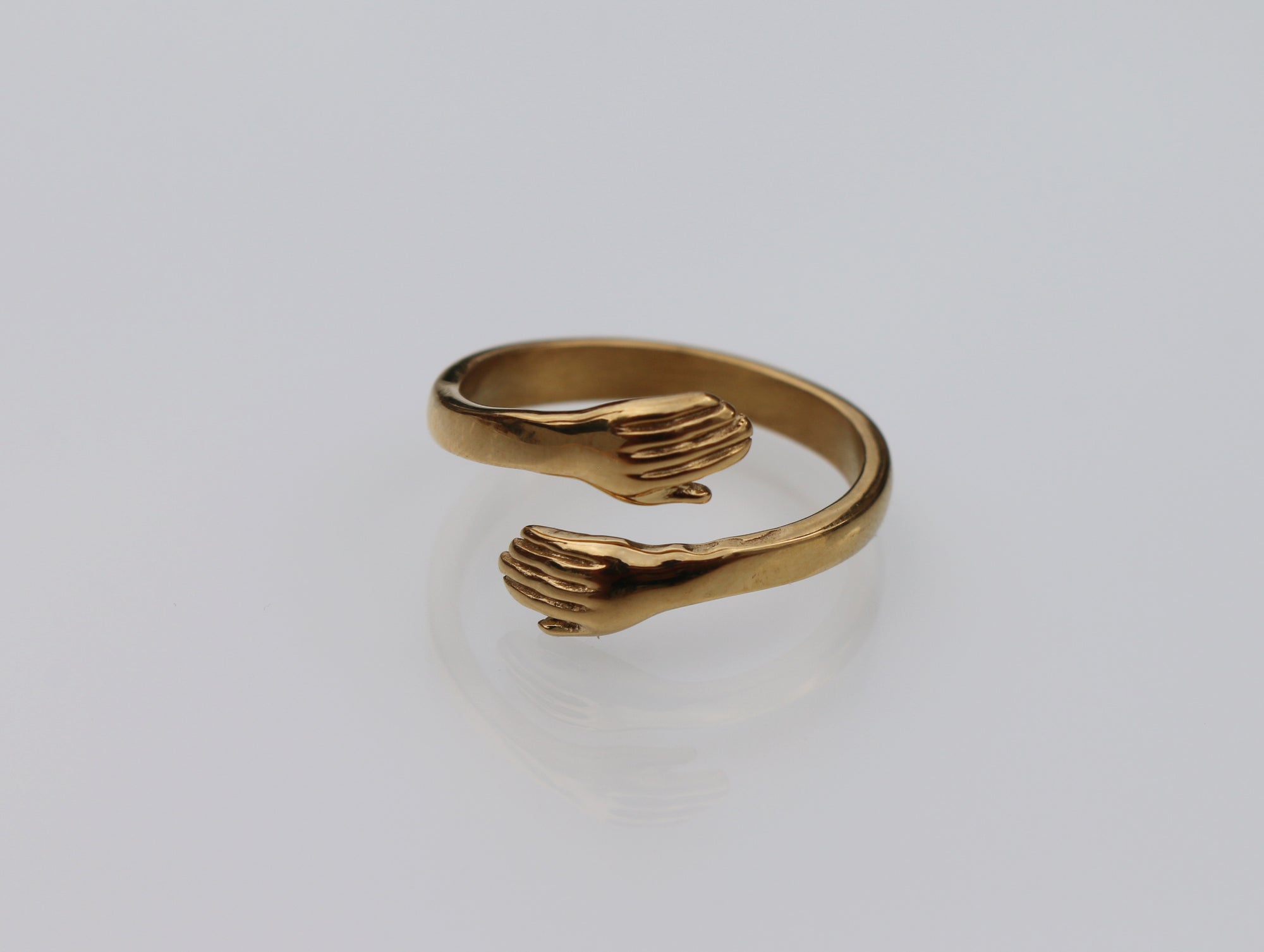 Hug Ring - Gold