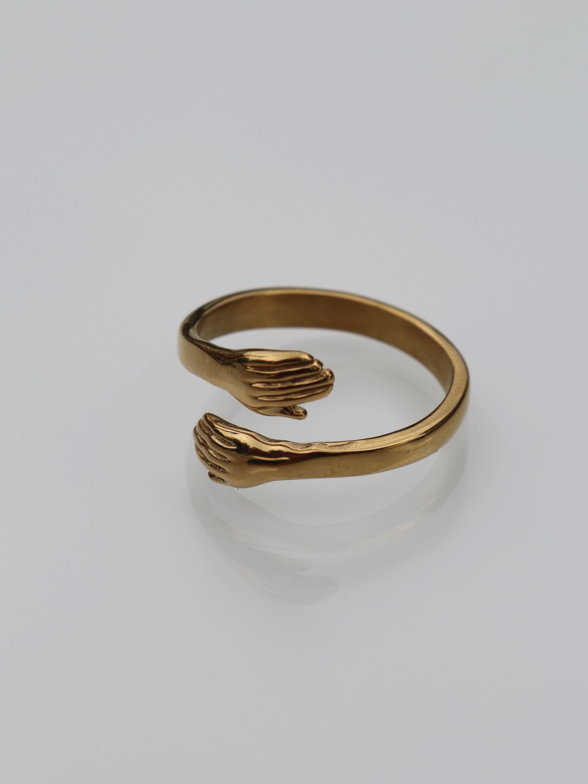 Hug Ring - Gold