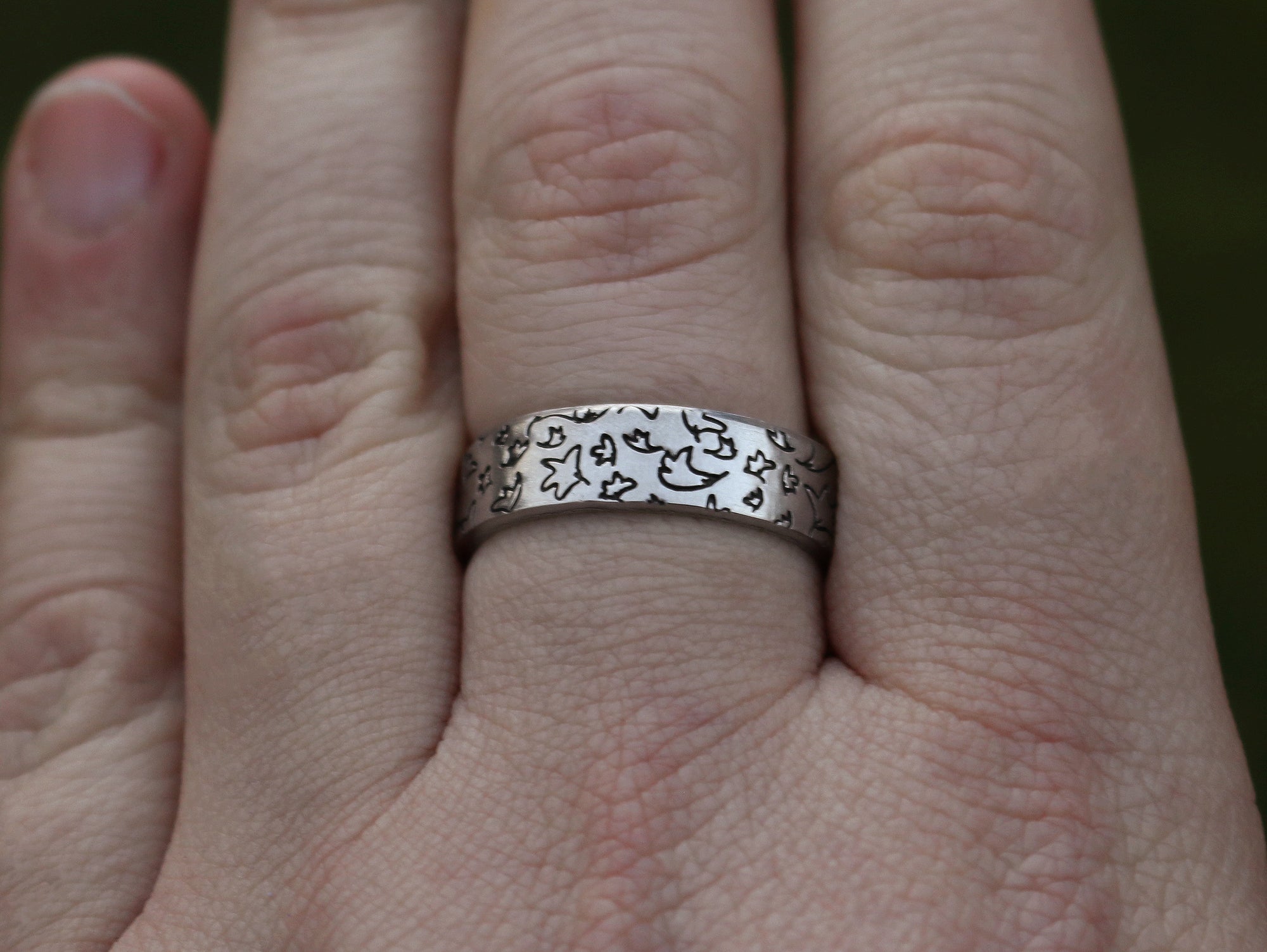 Heartstopper Leaves Ring - Unshaded - Various