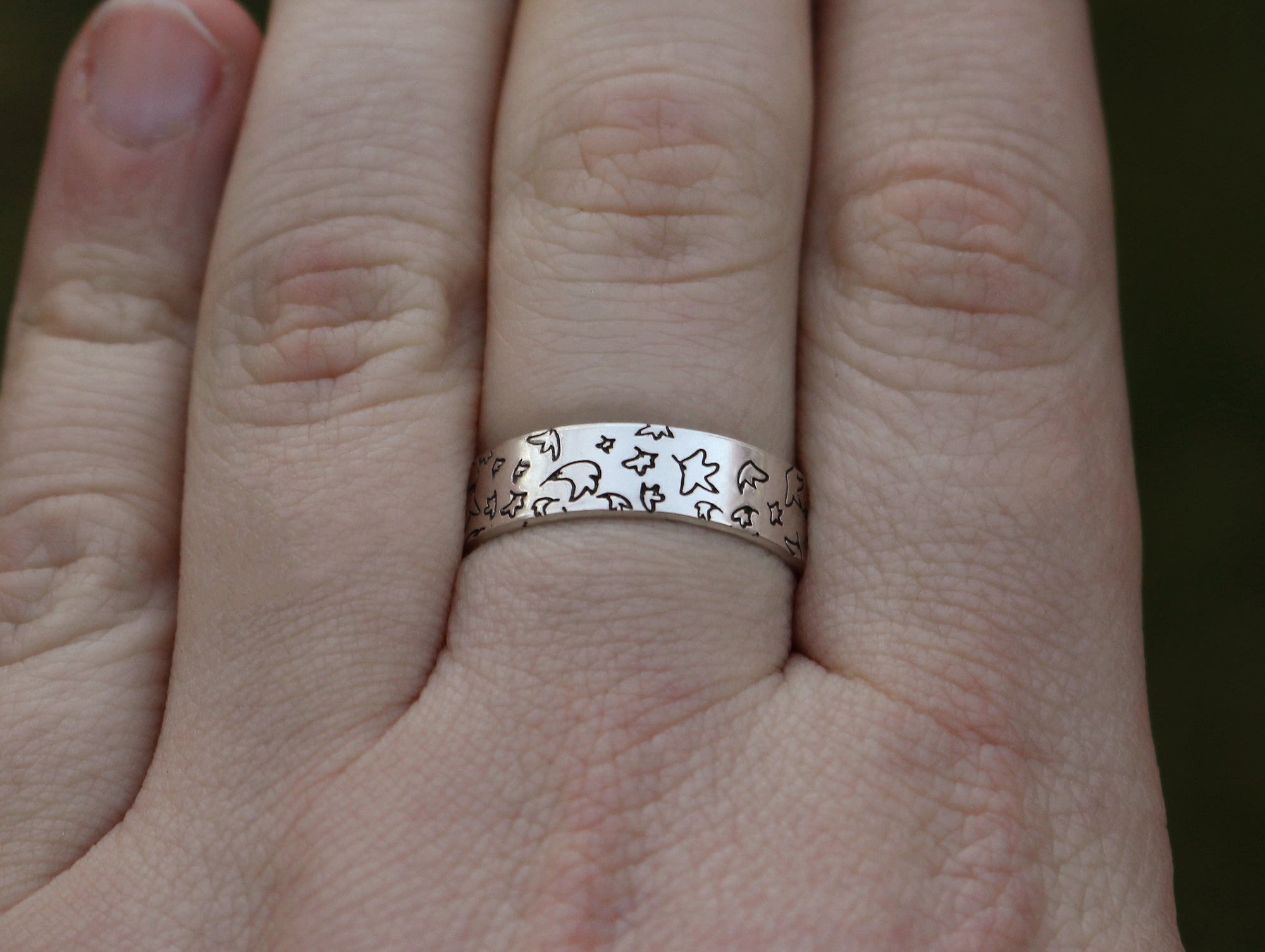 Heartstopper Leaves Ring - Unshaded - Various