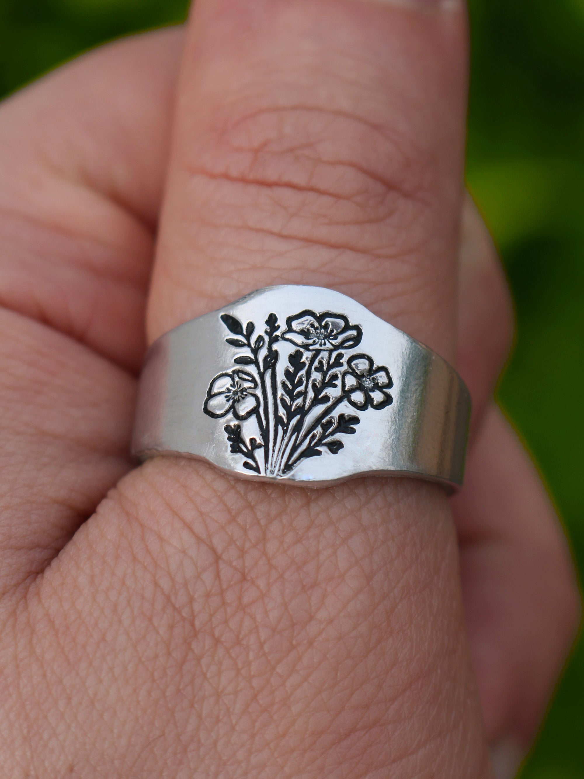 Poppy Bouquet Signet Ring