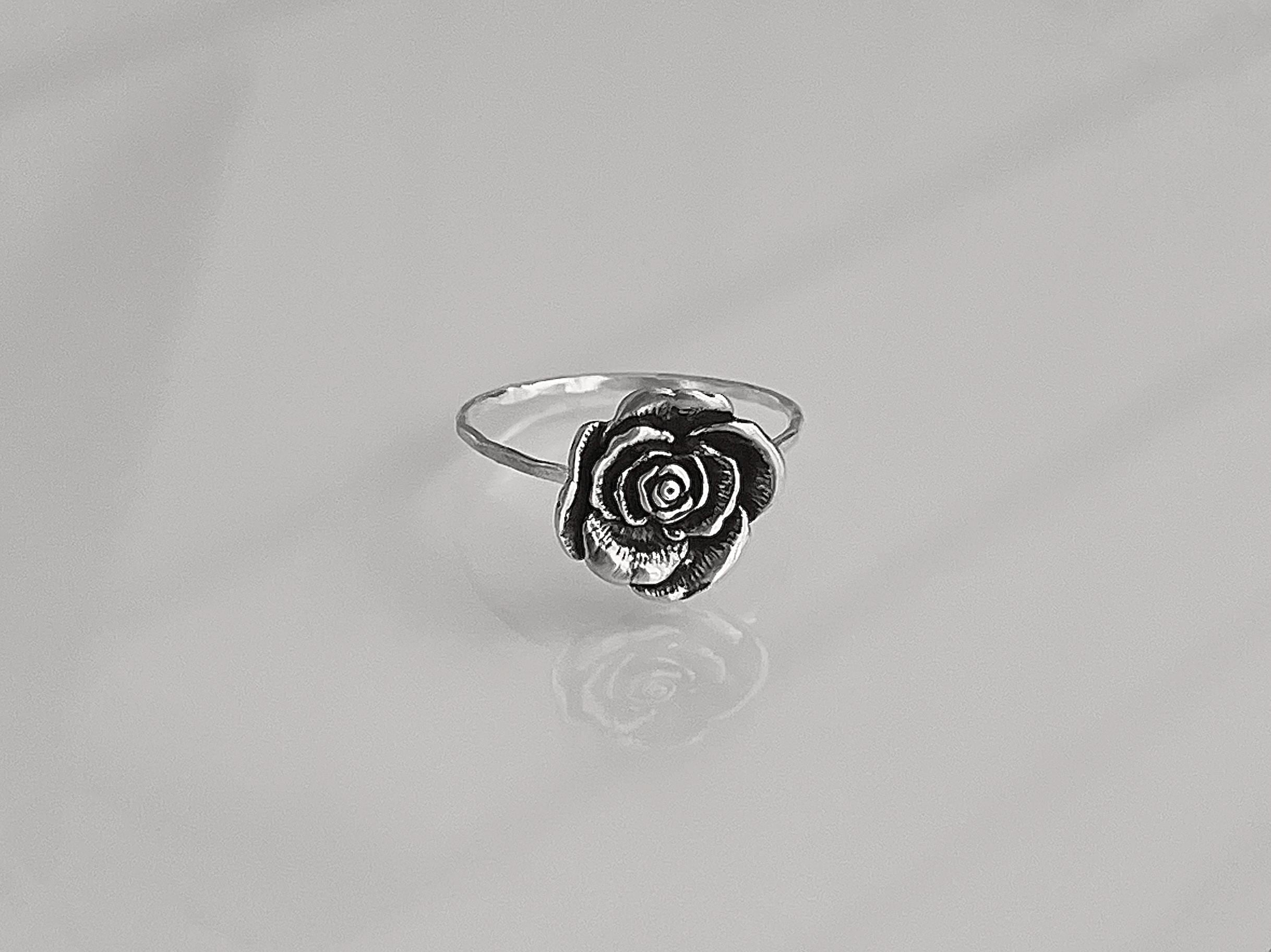Rose Ring | Detailed Rose Flower Jewelry | Minimalist Delicate Nature Ring | Romantic Promise Ring for Her, Girlfriend | Rose Jewelry Gift