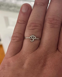 Om Symbol Stacking Ring | Dainty Yoga Jewelry | Meditation Ring for Her | Spiritual Zen Gift for Yogi & Minimalist Lovers | Hindu Aum Ring