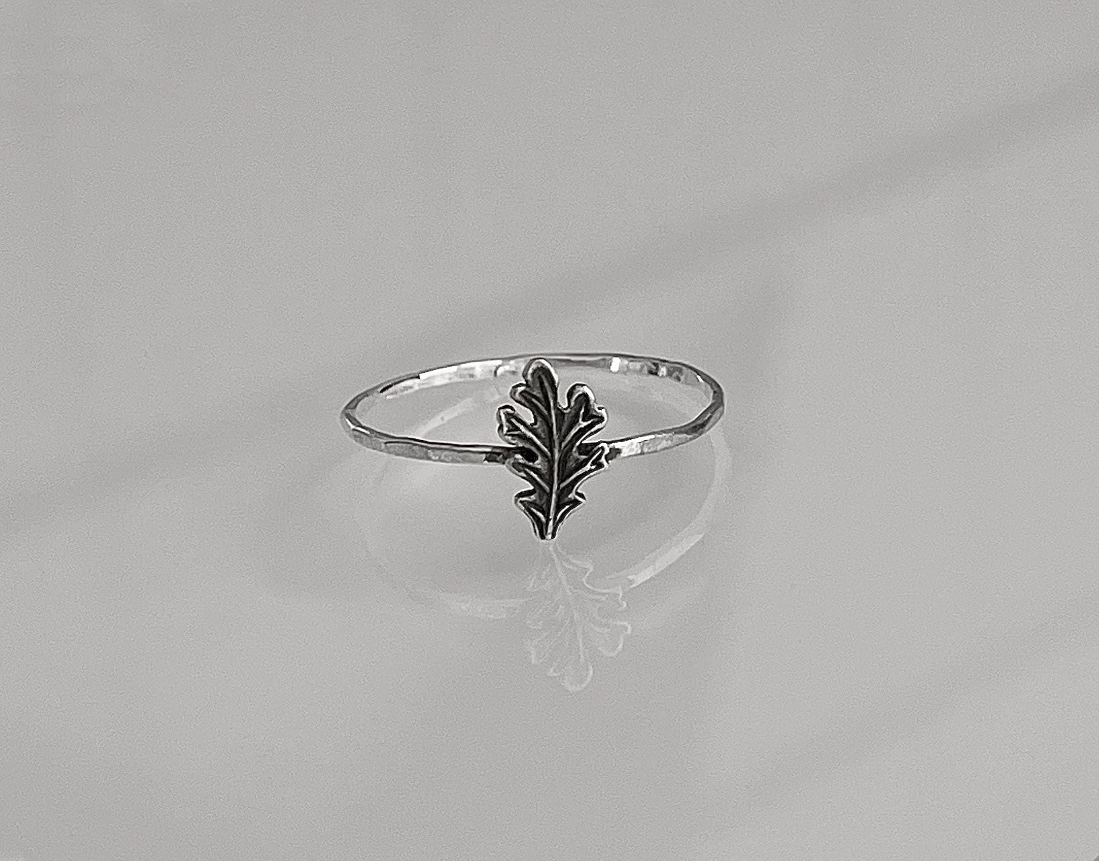 Oak Leaf Stacking Ring | Dainty Forest Acorn Jewelry | Minimalist Nature Ring for Woodland & Cottagecore Lovers | Autumn Fall Style Ring