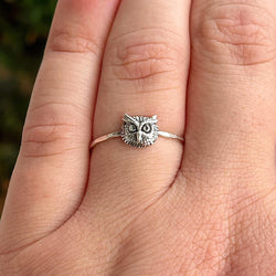 Owl Stacking Ring | Dainty Forest Woodland Jewelry | Minimalist Bird of Prey Ring for Witchy & Nature Lovers | Symbol of Wisdom Gift