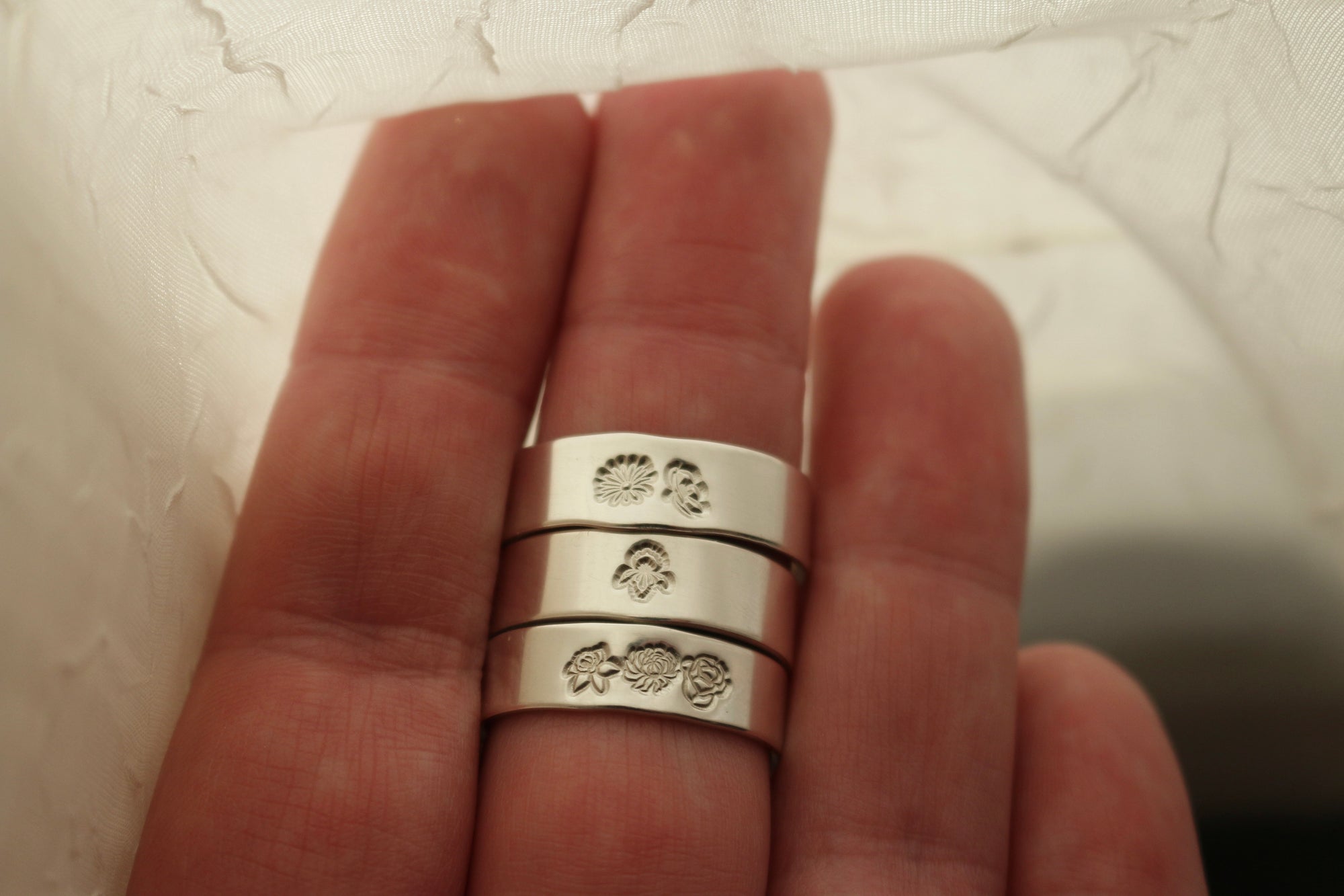 Family Birth Flower Ring