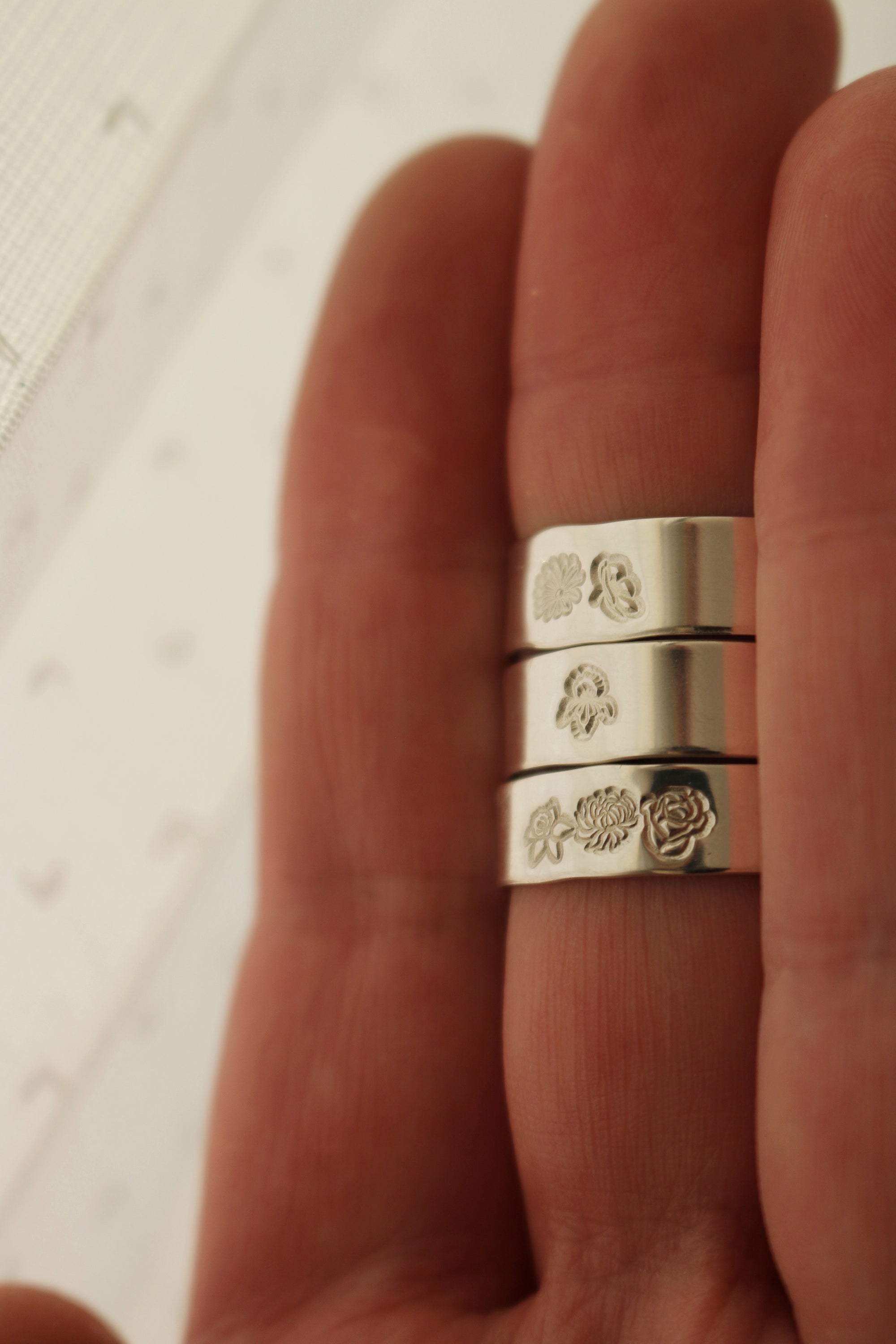 Family Birth Flower Ring