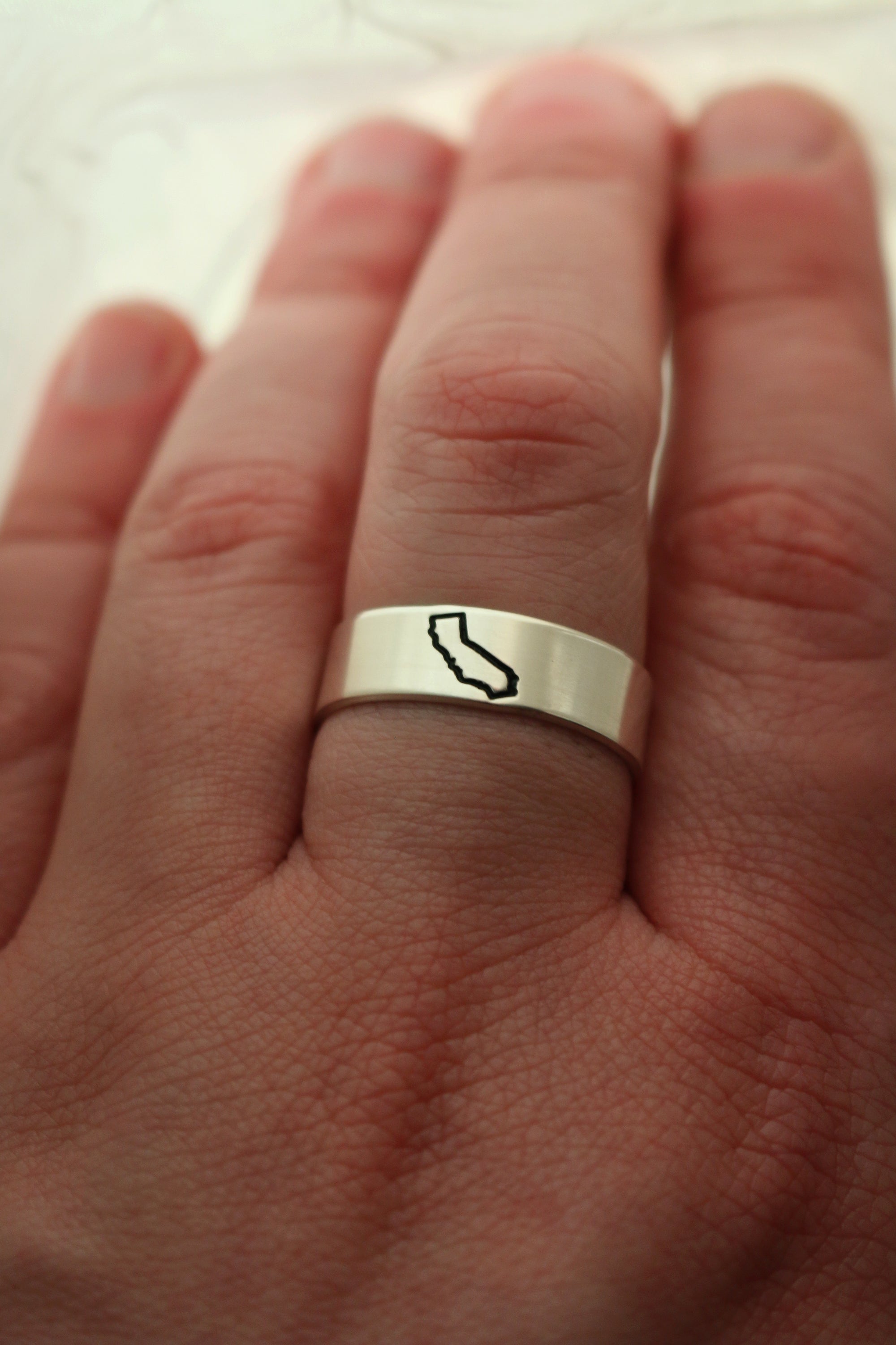 US State Outline Ring