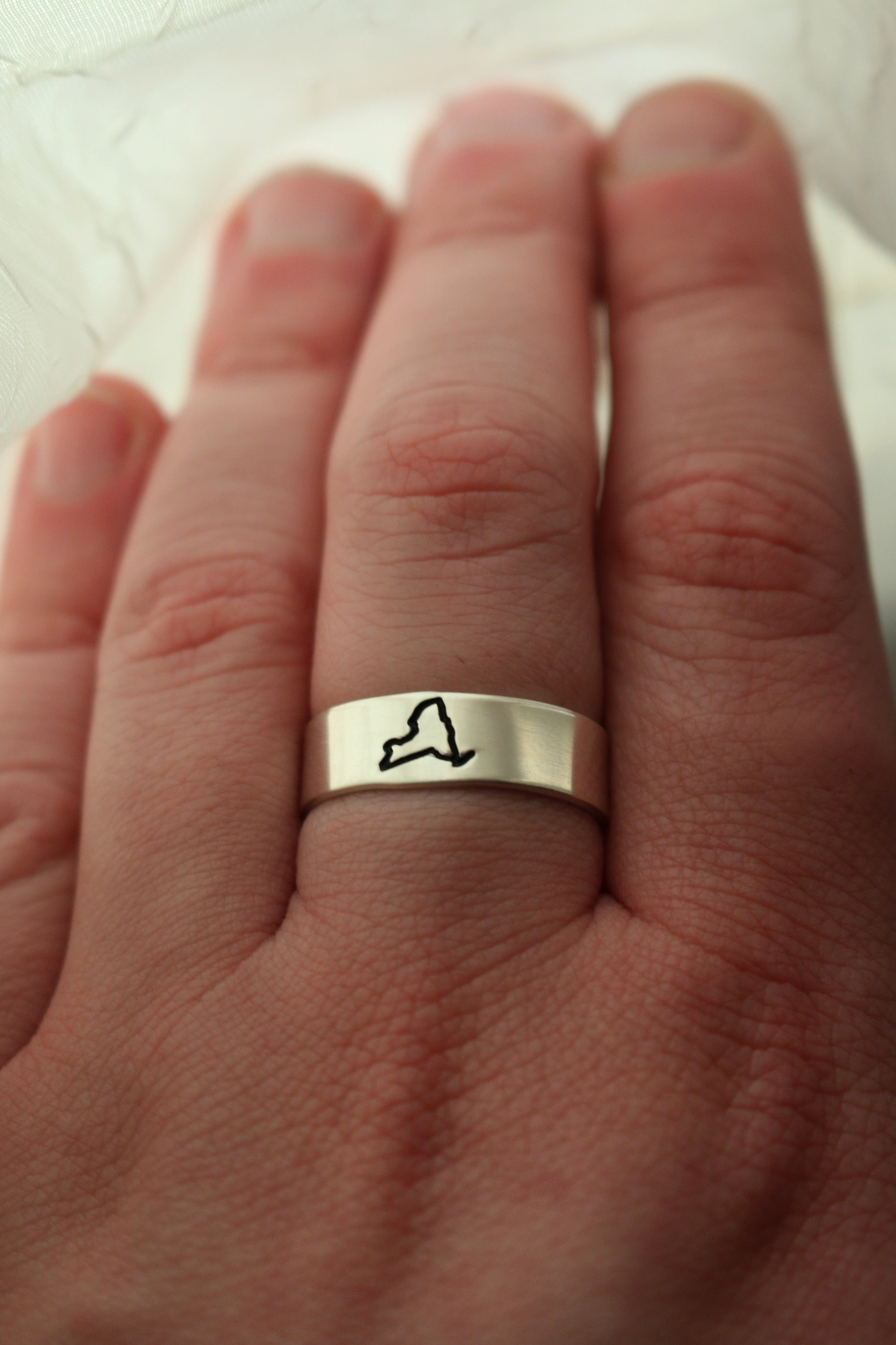 US State Outline Ring