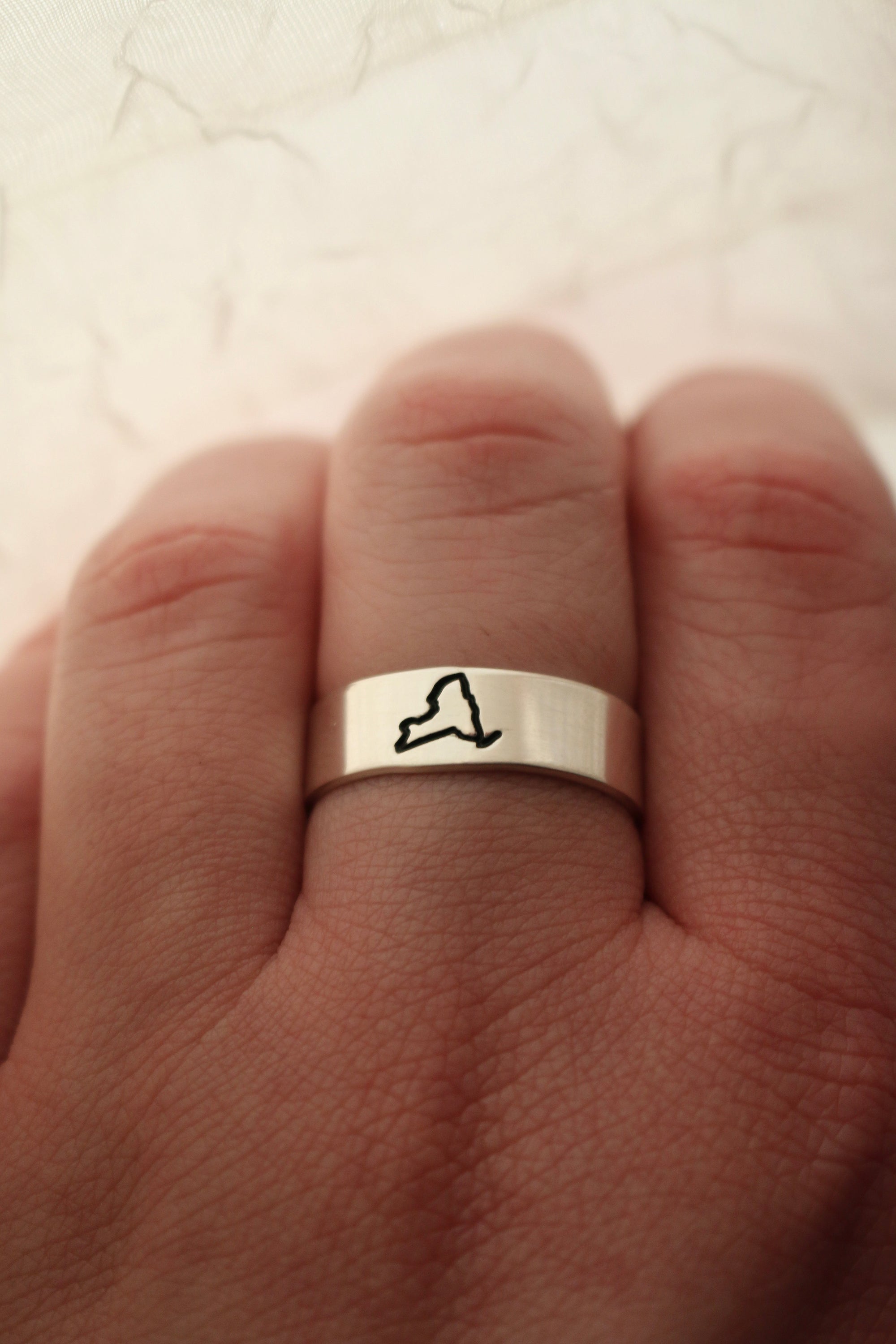 US State Outline Ring