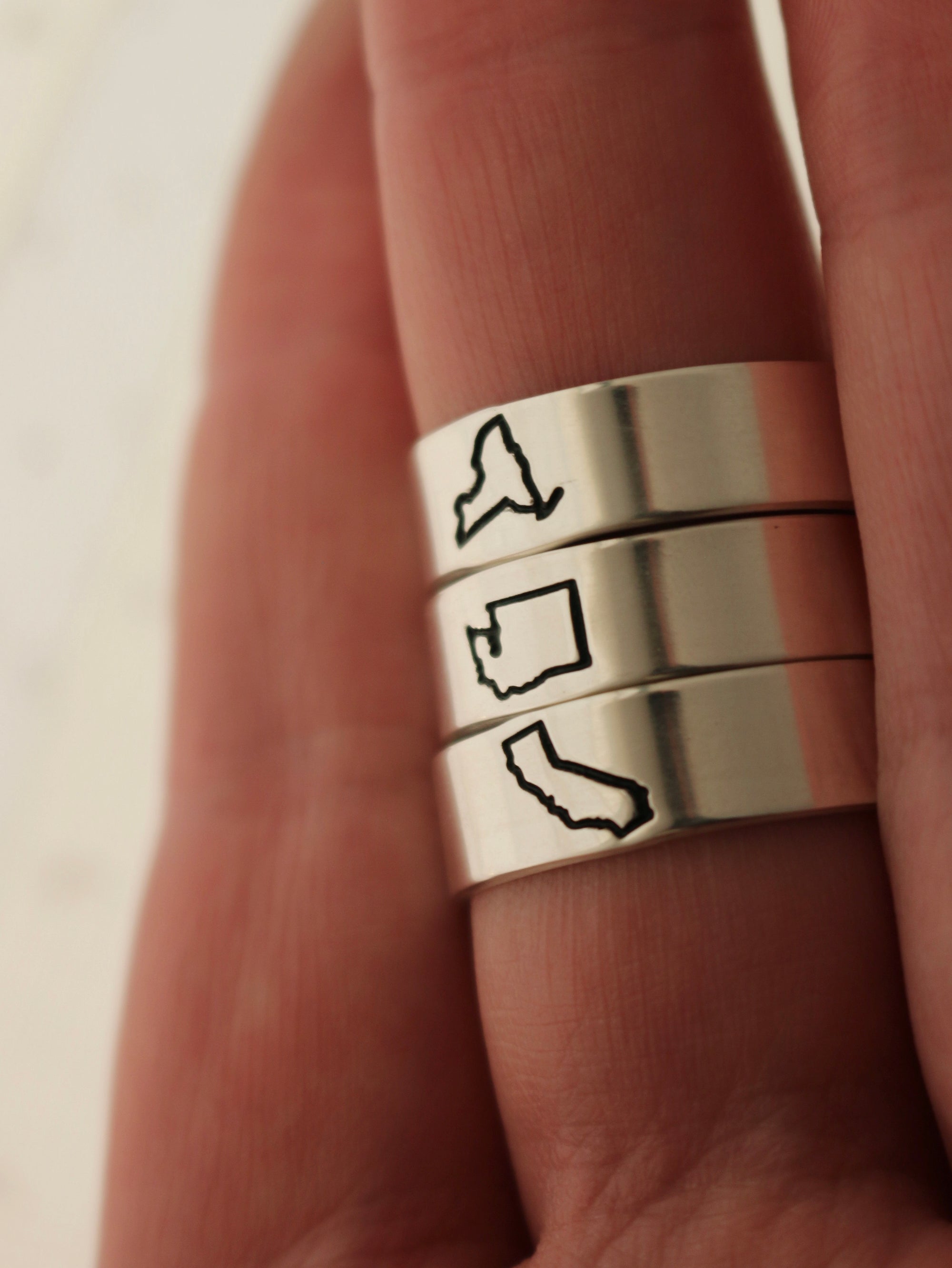 US State Outline Ring