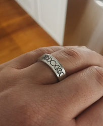Moon Phases Minimalist Stacking Ring | Celestial Jewelry | Best Friend BFFs | Dainty Silver Ring | Goth Witch Jewelry