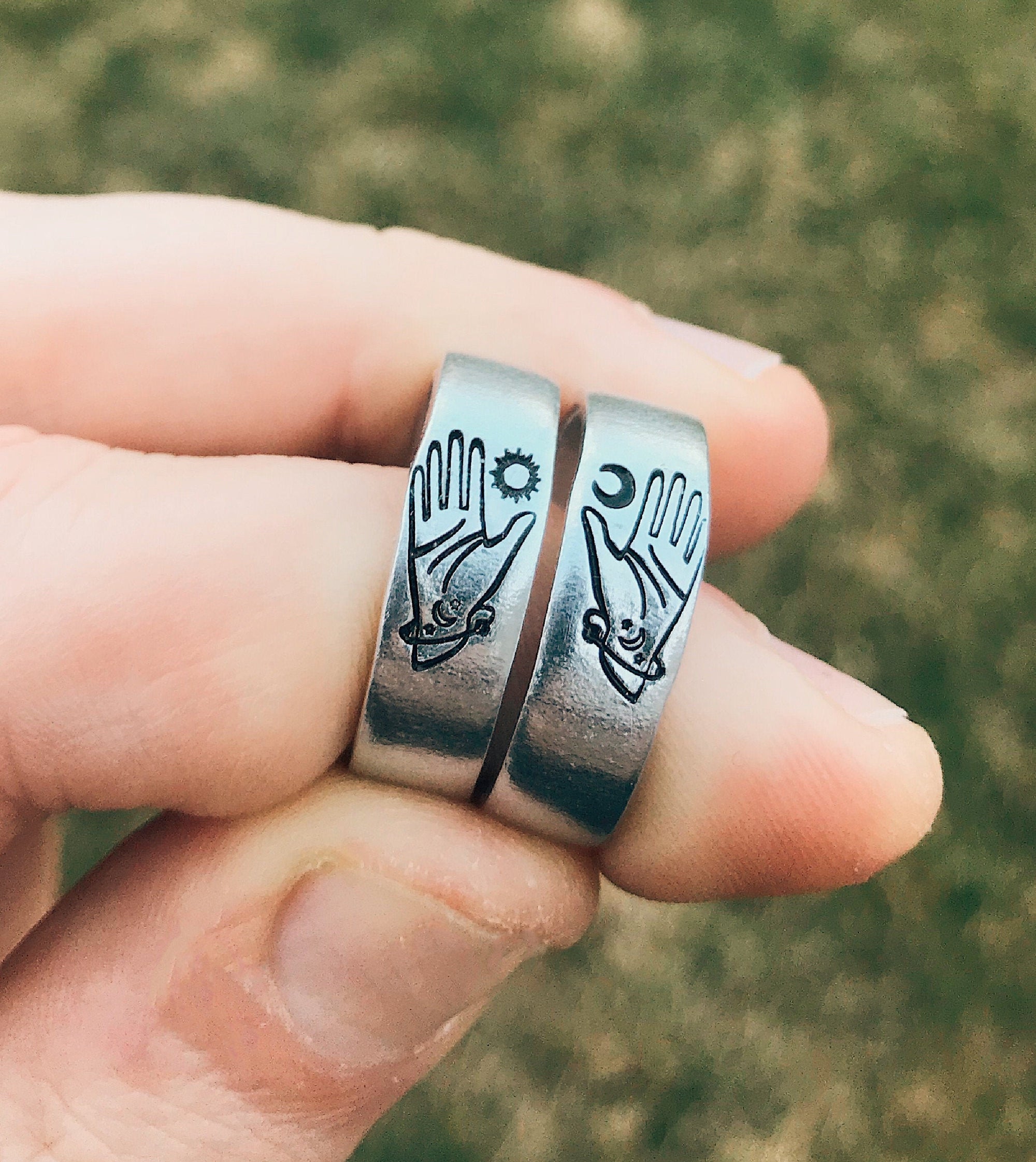 Matching 2 Ring Best Friend Sun & Moon Tarot Hands Stacking Ring Set | Best Friend Birthday Gift | Rings for Sisters | Mystic Hands | Zodiac