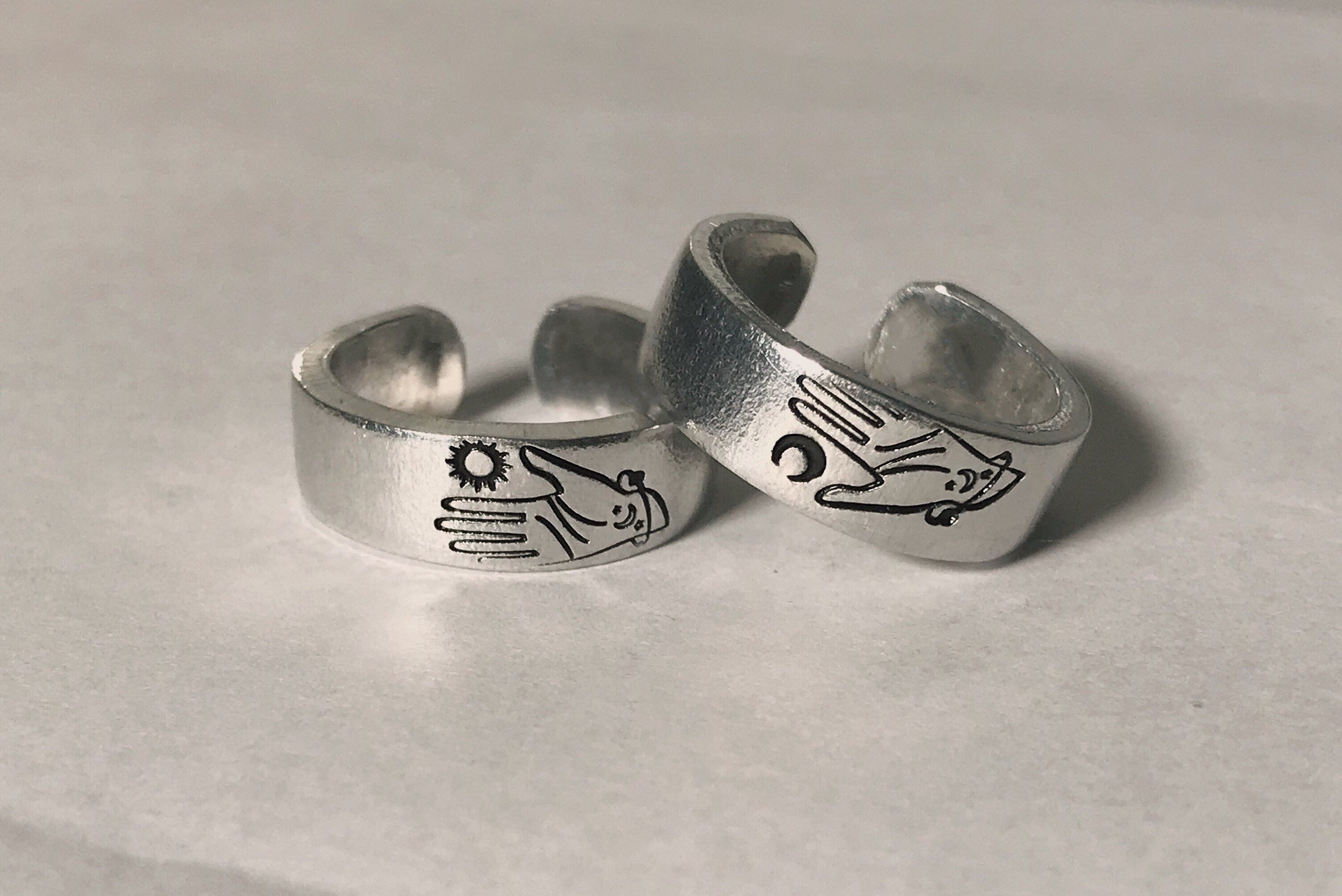 Matching 2 Ring Best Friend Sun & Moon Tarot Hands Stacking Ring Set | Best Friend Birthday Gift | Rings for Sisters | Mystic Hands | Zodiac