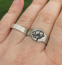 August Birth Flower Ring | Poppy Jewelry | Rustic Floral Signet Ring | Best Friend Birthday Gifts | Mother's Day Gift | Best Friend Ring