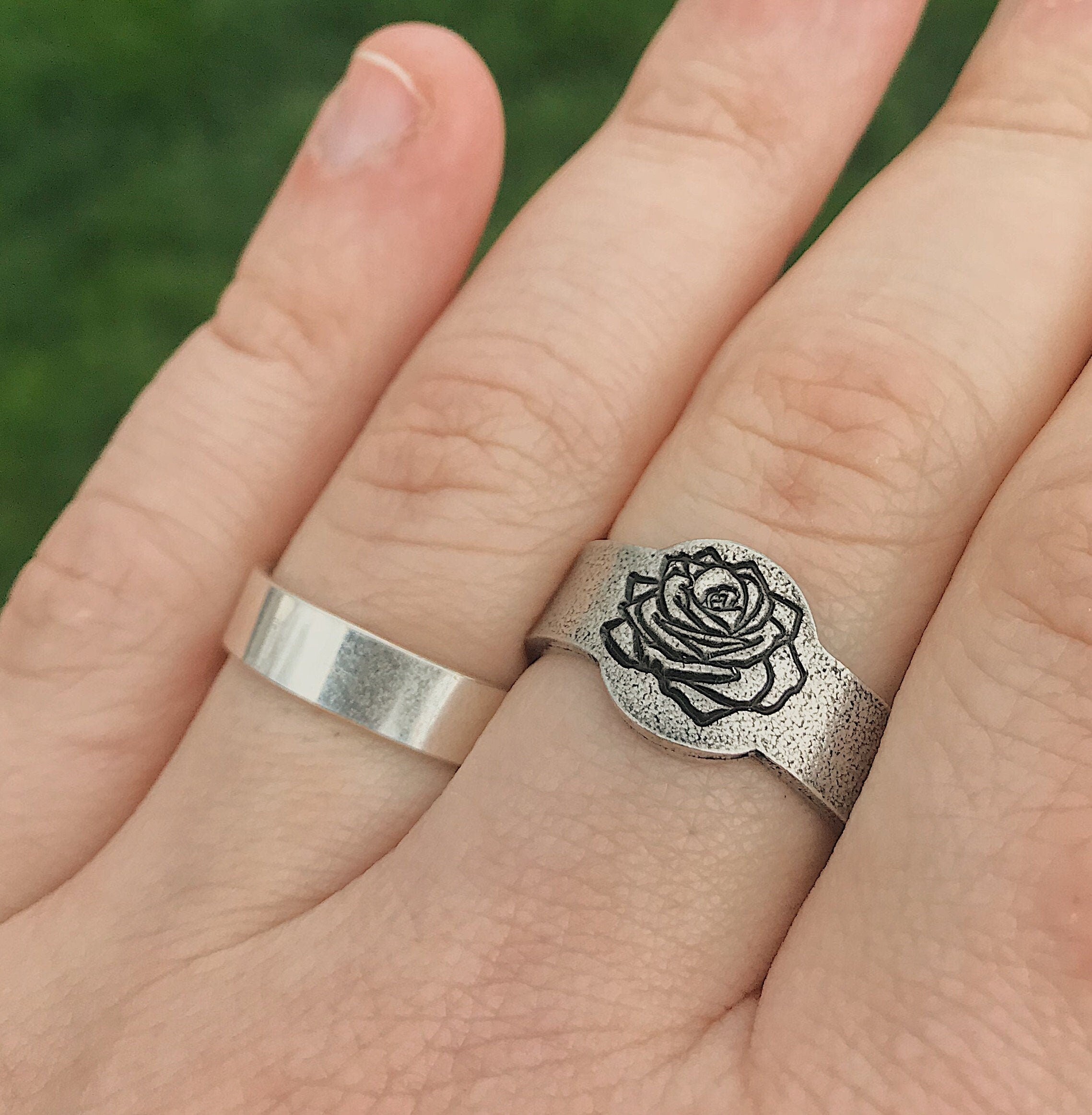 June Birth Flower Ring | Rose Jewelry | Rustic Floral Signet Ring | Best Friend Birthday Gifts | Mother's Day Gift | Best Friend Ring
