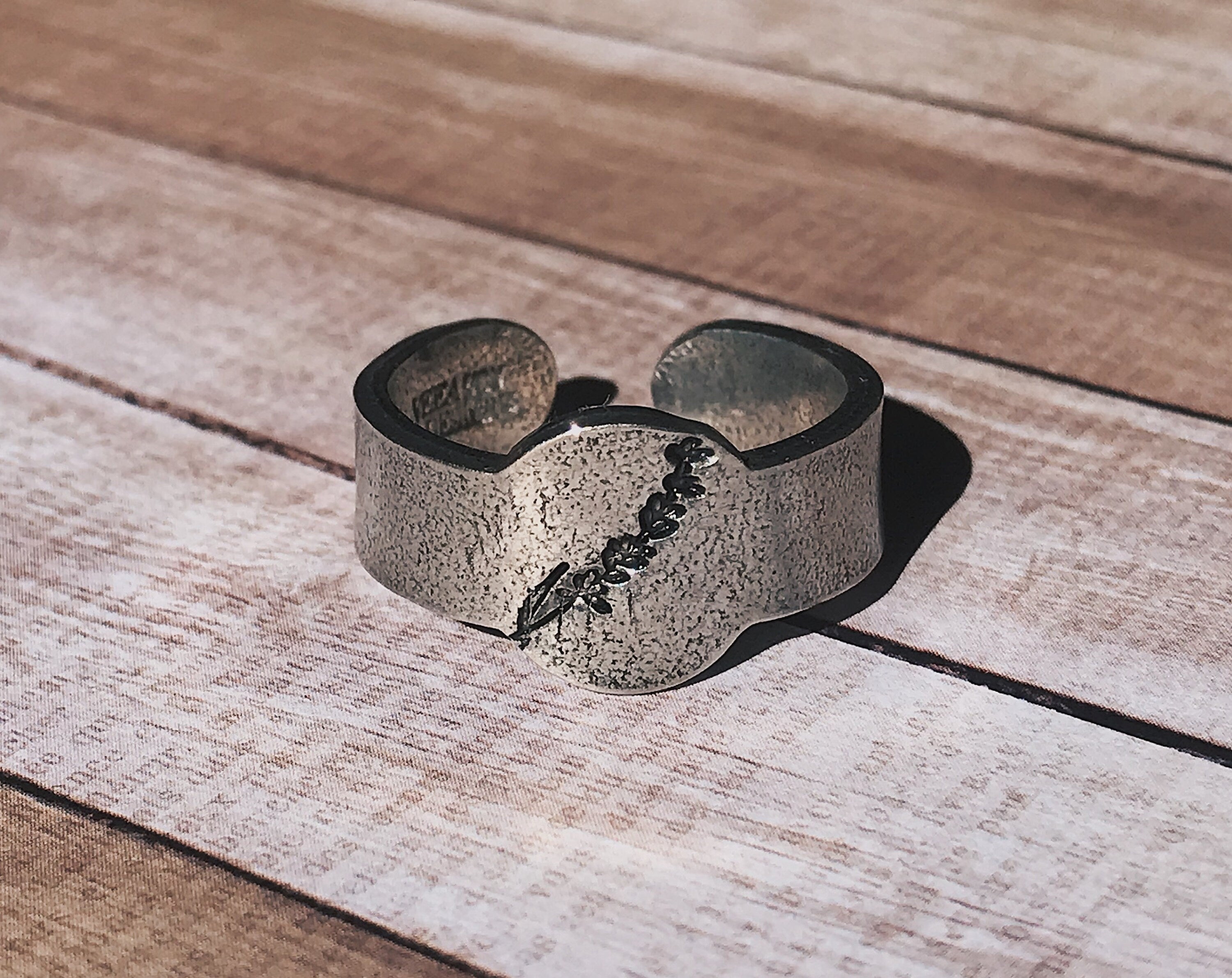 Lavender Floral Signet Ring | Lavender Jewelry | Birth Flower Ring | Best Friend Birthday Gifts | Mother's Day Gift | Best Friend Ring