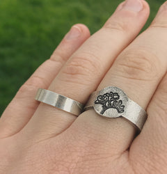 Freesia Floral Signet Ring | Freesia Jewelry | Birth Flower Ring | Best Friend Birthday Gifts | Mother's Day Gift | Best Friend Ring