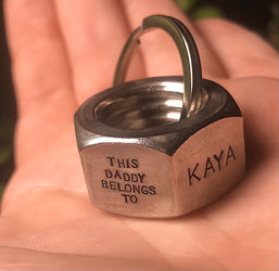UP TO 5 NAMES: Unique Father's Day Gift | This Daddy Belongs To Keychain | Mens Valentines Gift | First Fathers Day | Kids Name Personalized