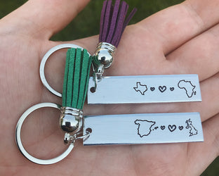 52 STATES (dc & pr), 11 COUNTRIES Long Distance Relationship State Keychain (1) | Anniversary Gifts for Boyfriend | Couples Living Apart