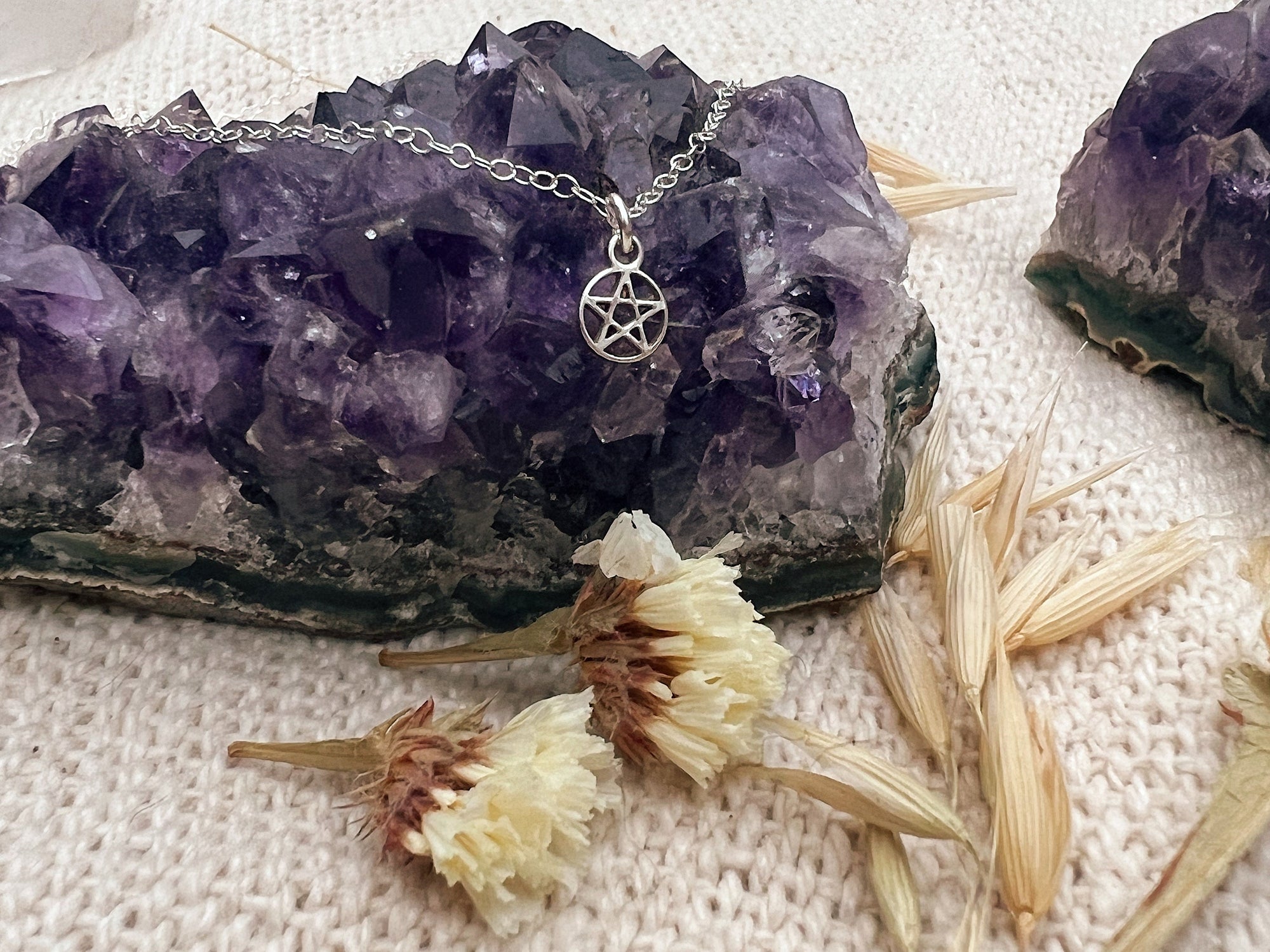 Dainty Pentacle Charm Necklace | Best Friend Birthday Gift | Halloween Necklace | Mystic Pagan Jewelry | Wiccan Necklace | Witchcore Jewelry