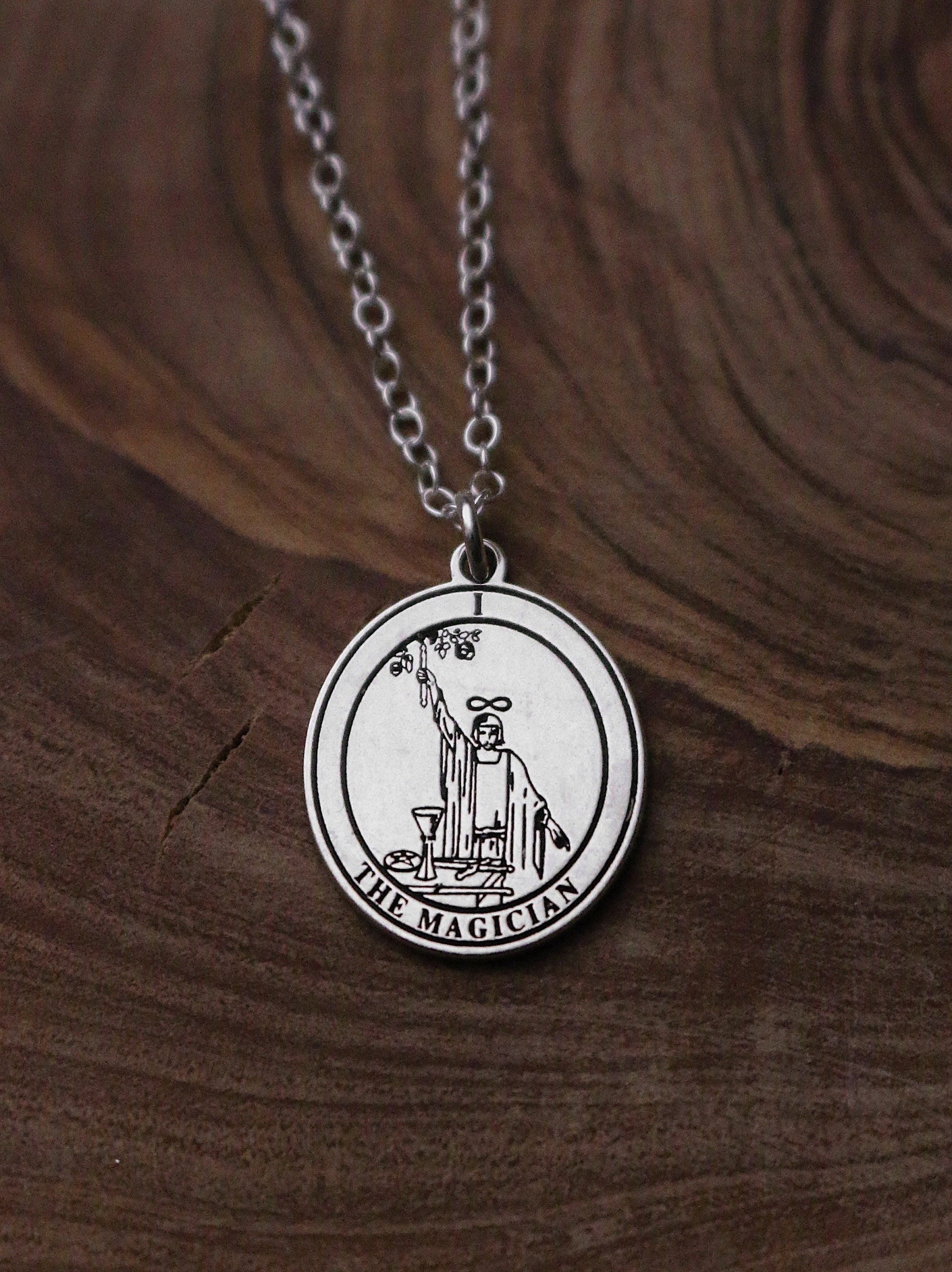 Round The Magician Tarot Card Necklace | Best Friend Birthday Gift | Tarot Card Necklace | Celestial Mystical Amulet | Dainty Witch Necklace