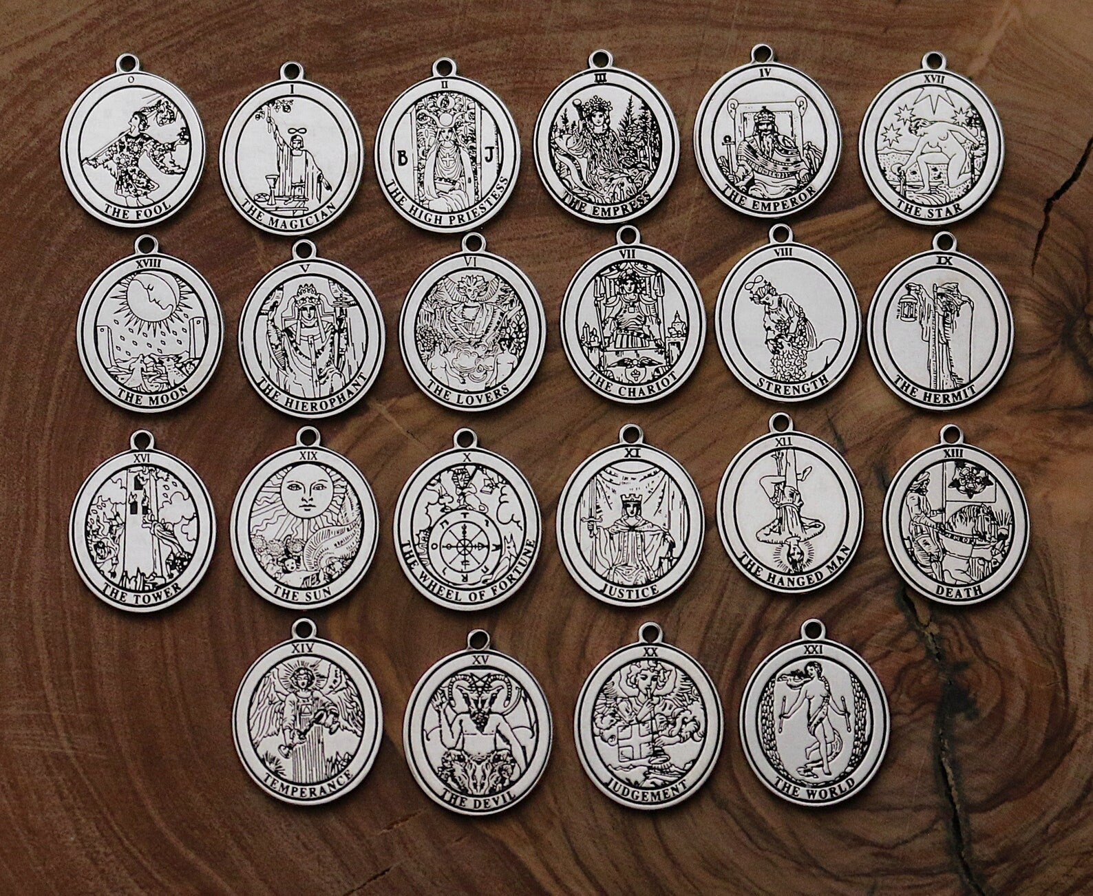 Round Wheel of Fortune Tarot Card Necklace | Best Friend Birthday Gift | Tarot Card Necklace | Celestial Mystic Amulet | Witch Necklace