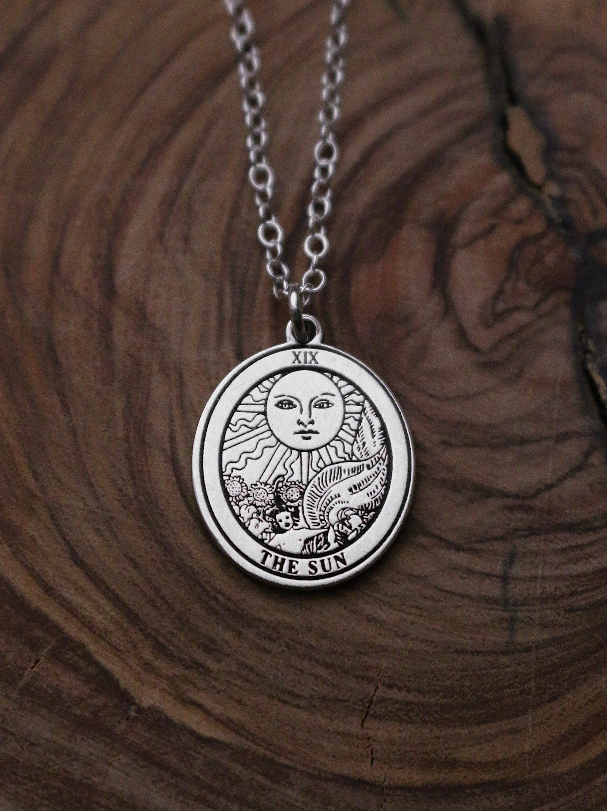 Round The Sun Tarot Card Necklace | Best Friend Birthday Gift | Tarot Card Necklace | Celestial Mystical Amulet | Dainty Witch Necklace
