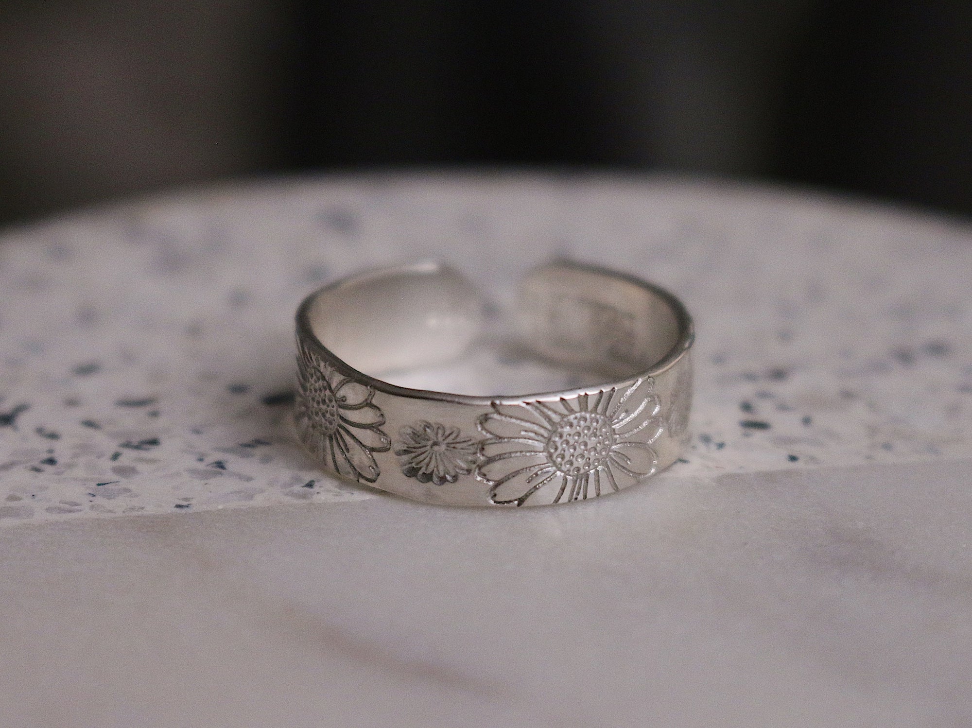 Daisy Ring | April Birth Flower Ring | Wildflower | Best Friend Gift | 14k Gold Filled or Sterling | Floral Jewelry | April Birth Ring