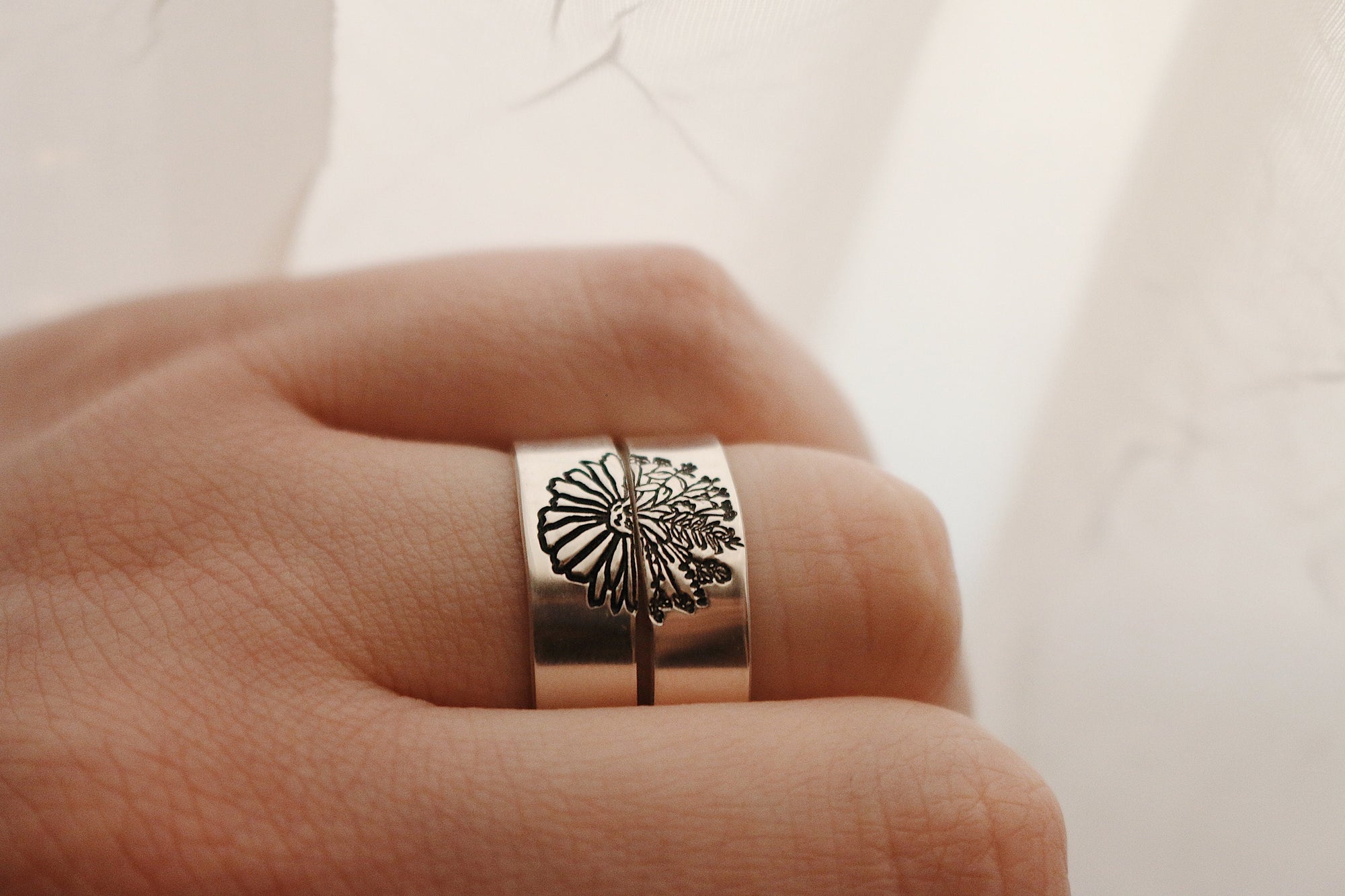 Friendship Rings | Matching 2 Ring Floral Matching Ring Set | Best Friend Gift | Promise Ring | Couples Rings | Anniversary Ring | Daisy