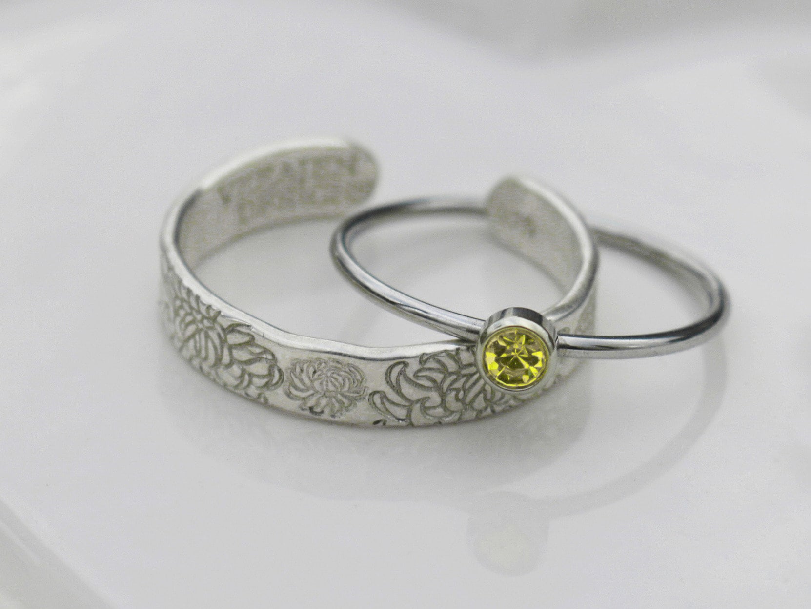 2 Ring Birth Flower and Birthstone Ring Set • Gemstone Ring in Stainless Steel • Dainty Birthstone Ring • Stacking Ring • Gifts for Mom