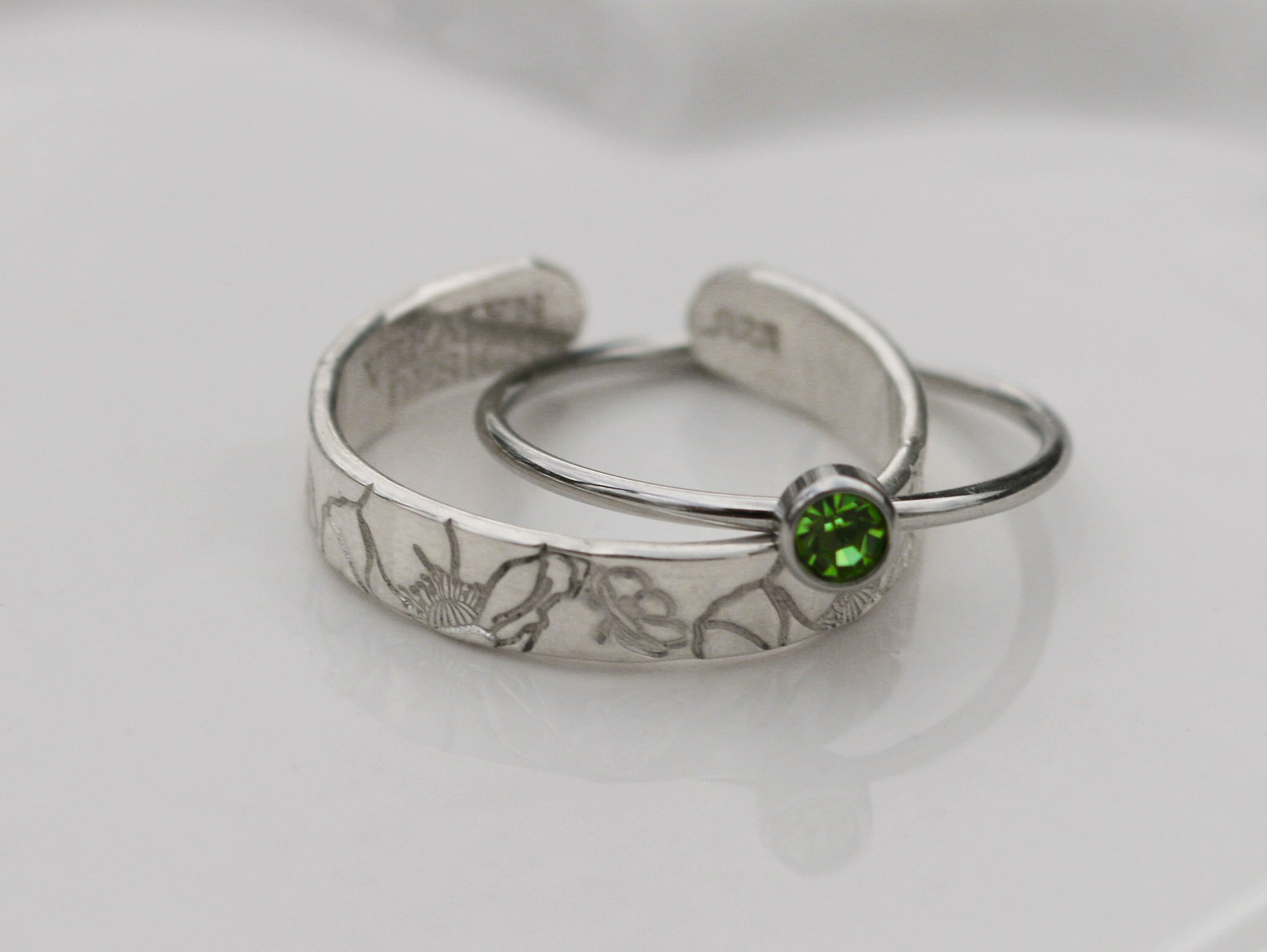 2 Ring Birth Flower and Birthstone Ring Set • Gemstone Ring in Stainless Steel • Dainty Birthstone Ring • Stacking Ring • Gifts for Mom