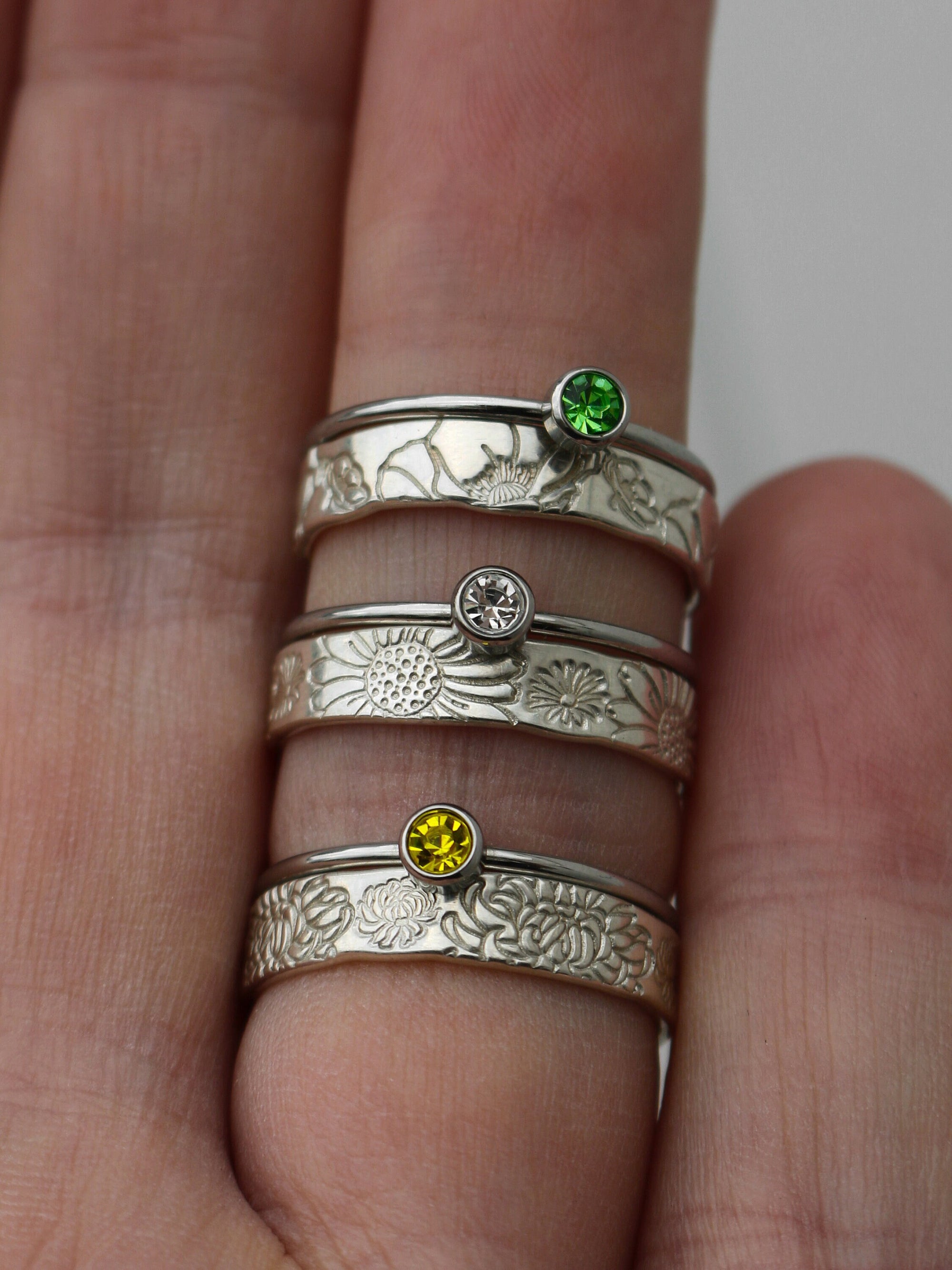 2 Ring Birth Flower and Birthstone Ring Set • Gemstone Ring in Stainless Steel • Dainty Birthstone Ring • Stacking Ring • Gifts for Mom
