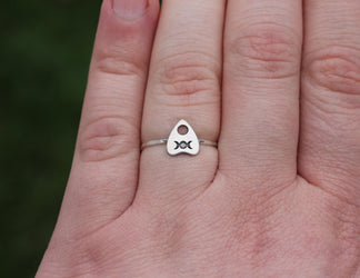 Planchette Ring | Talking Spirit Board | Ouija Jewelry | Witchcraft Occult | Mystic Pagan Jewelry | Wiccan Ring | Witchcore Jewelry