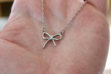 Minimalist Silver Bow Necklace | Dainty Ribbon Pendant | Small Bow Jewelry | Bridesmaid Gift | Bowknot Necklace | Everyday Necklace