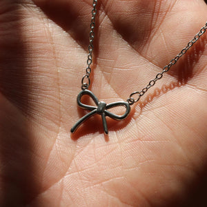 Minimalist Silver Bow Necklace | Dainty Ribbon Pendant | Small Bow Jewelry | Bridesmaid Gift | Bowknot Necklace | Everyday Necklace