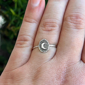 Moon Coin Ring | Dainty Celestial Stacking Ring | Minimalist Moon Phase Jewelry | Cosmic Goddess Gift for Her | Boho & Witchy Style Ring