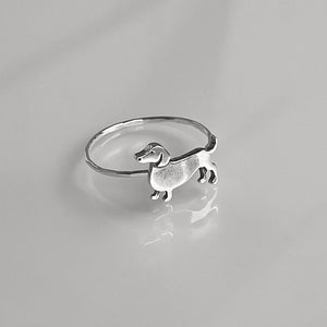 Dachshund Ring | Dainty Dog Pet Jewelry | Minimalist Wiener Dog Ring for Doxie & Animal Lovers | Cute Puppy Stacking Gift