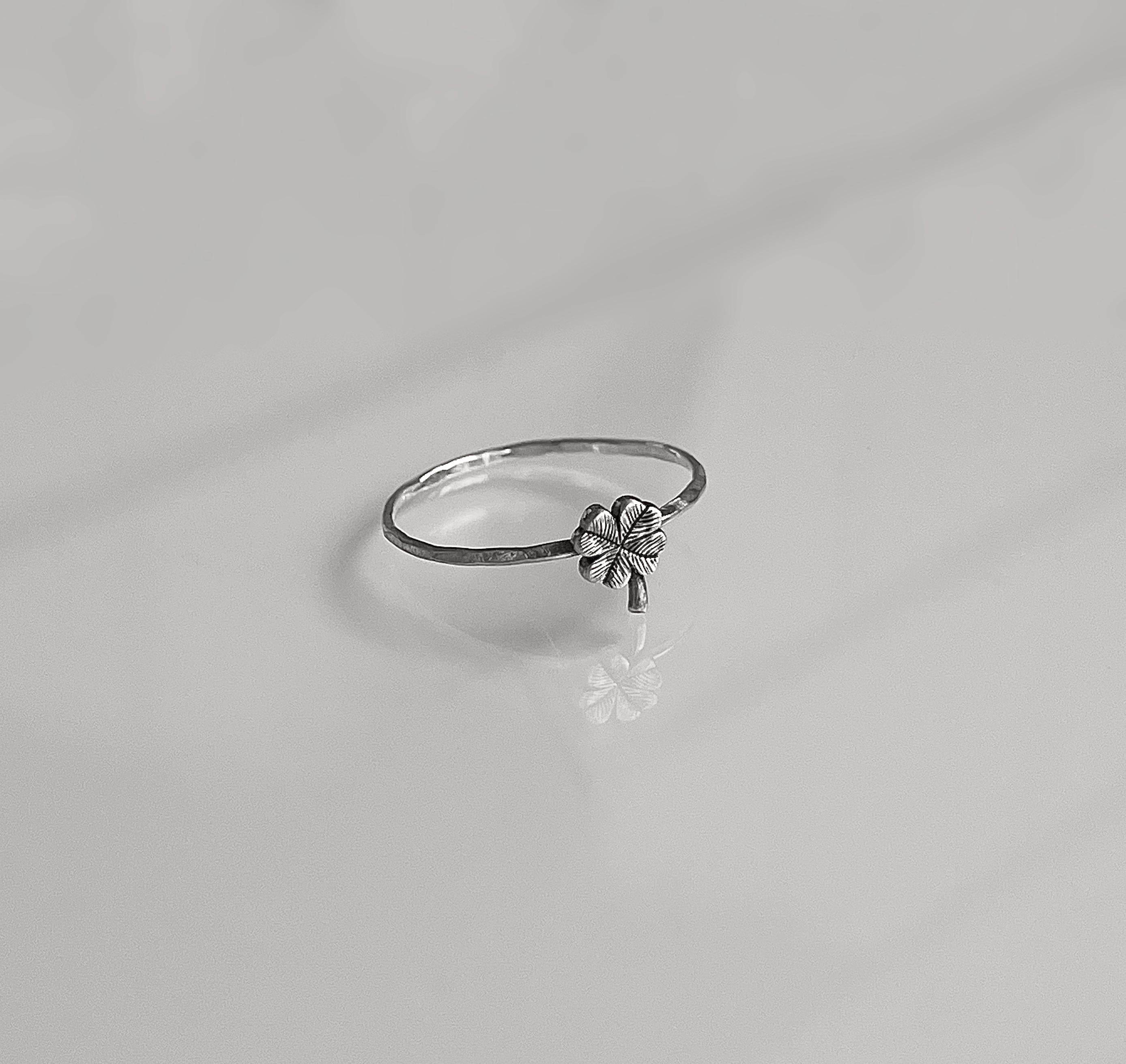 Four Leaf Clover Ring | Good Luck Charm Jewelry | Dainty Lucky Ring for Women | Cloverleaf Ring | Best Friend Minimalist Stacking Ring