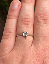Four Leaf Clover Ring | Good Luck Charm Jewelry | Dainty Lucky Ring for Women | Cloverleaf Ring | Best Friend Minimalist Stacking Ring