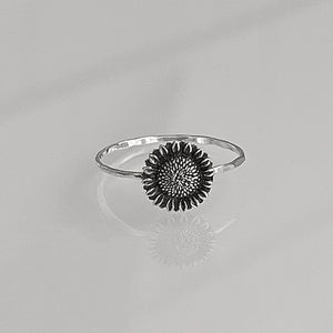 Sunflower Stacking Ring | Detailed Sunflower Jewelry | Cottagecore Nature Ring for Summer | Gift for Her | Symbol of Happiness & Adoration