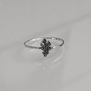 Oak Leaf Stacking Ring | Dainty Forest Acorn Jewelry | Minimalist Nature Ring for Woodland & Cottagecore Lovers | Autumn Fall Style Ring