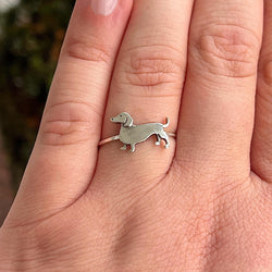 Dachshund Ring | Dainty Dog Pet Jewelry | Minimalist Wiener Dog Ring for Doxie & Animal Lovers | Cute Puppy Stacking Gift