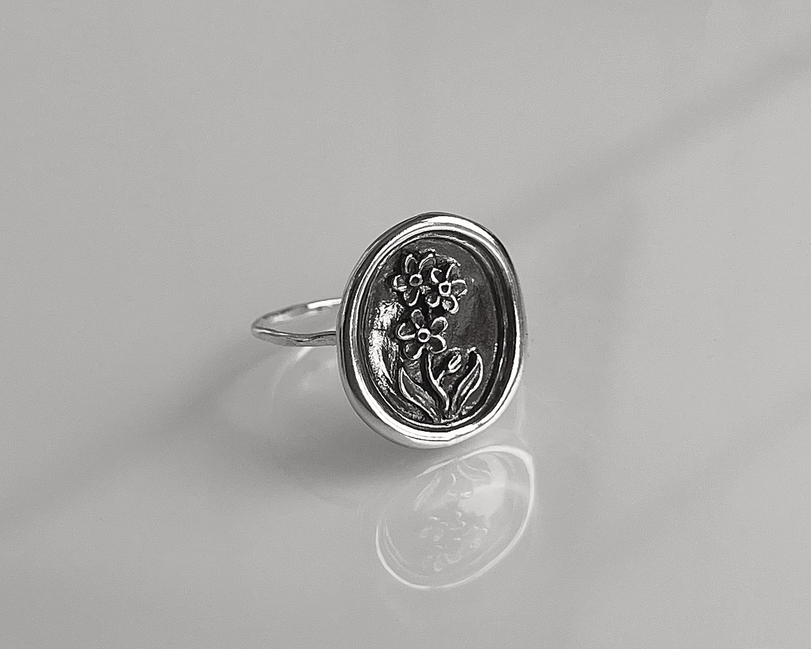 Forget Me Not Ring | Sentimental Memorial Jewelry | Flower Ring for Her | Loss of Loved One & Thinking of You Gift | Myosotis Flower Jewelry