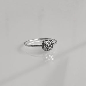 Owl Stacking Ring | Dainty Forest Woodland Jewelry | Minimalist Bird of Prey Ring for Witchy & Nature Lovers | Symbol of Wisdom Gift