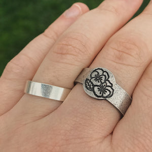 February Birth Flower Ring | Violet Jewelry | Rustic Floral Signet Ring | Best Friend Birthday Gifts | Mother's Day Gift | Best Friend Ring