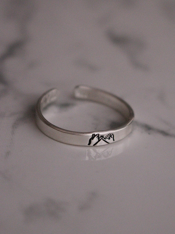 Personalized ROMAN NUMERAL RING Custom Engraved Date Ring Dainty Custom  Name Rings Message Letter and Initails Engravable for Couple Promise - Etsy  | Roman numeral ring, Promise rings for couples, Promise rings