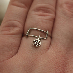 Pentacle Dangle Ring | Best Friend Gift | Witch Jewelry | Mystic Pagan Jewelry | Wiccan Necklace | Witchcore Jewelry | Occult Ring